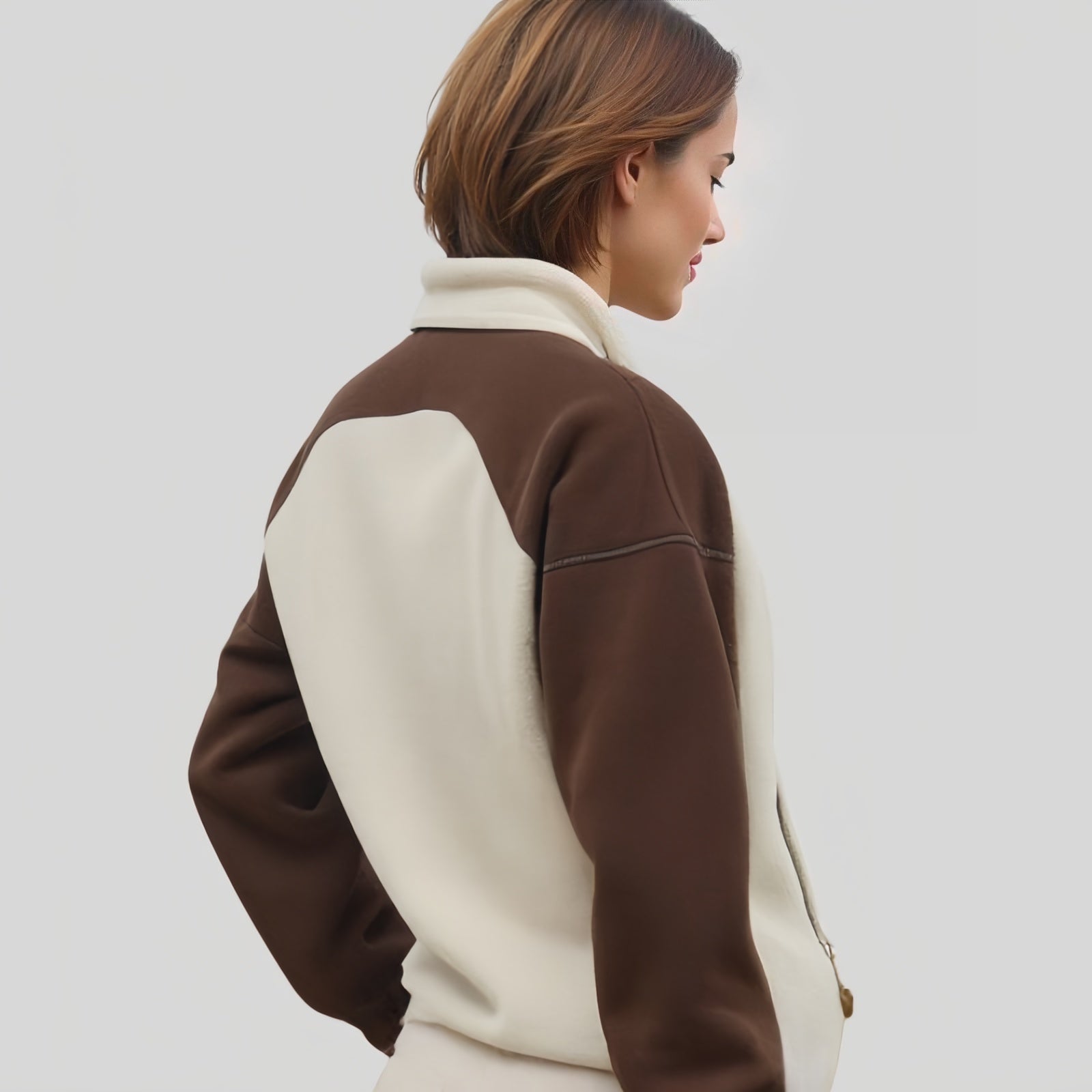 Elegance and Comfort: The Urban Explorer Fleece Jacket