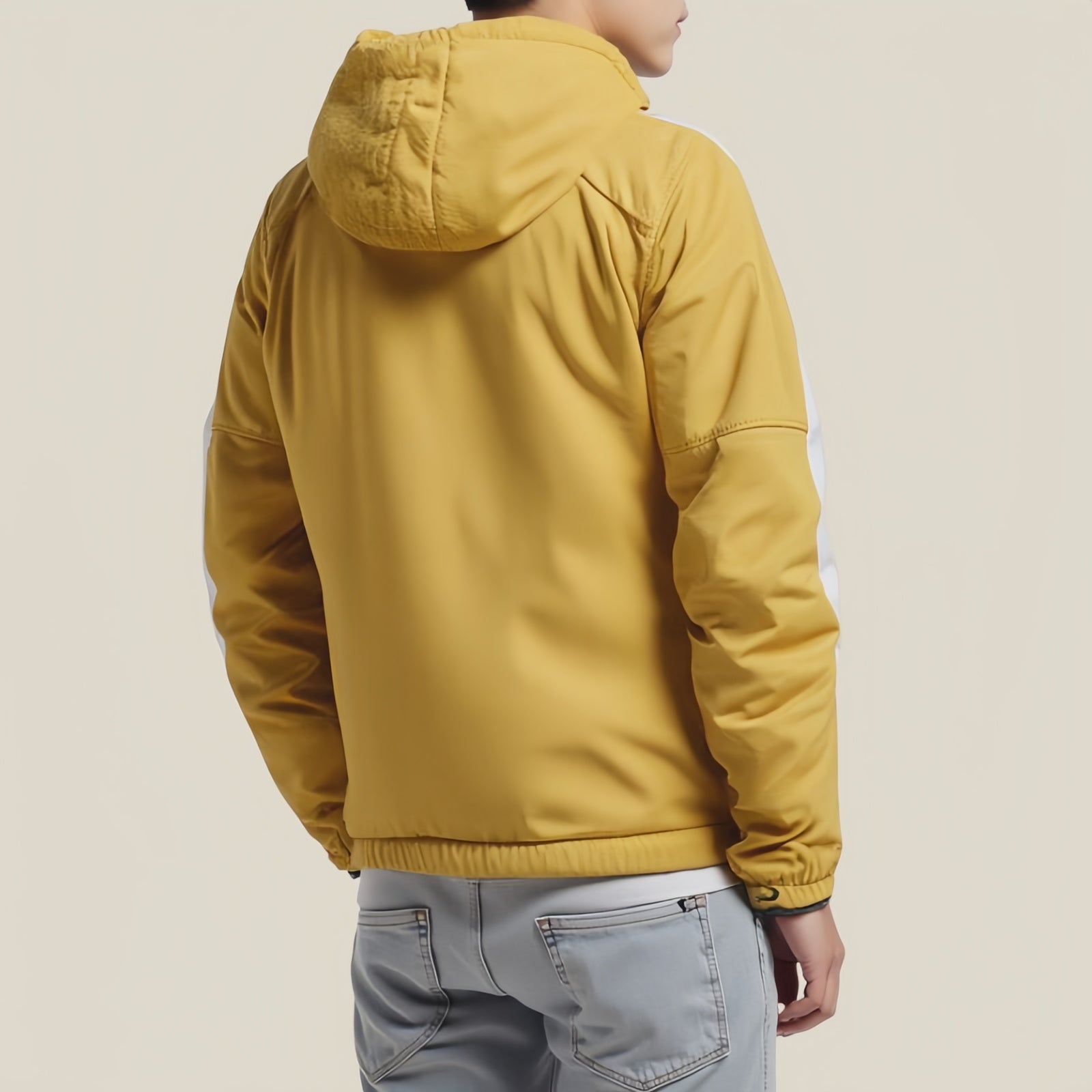 Studio Nomad Fleece – Giacca Tecnica Giallo Ocra con Inserti in Pile Beige e Logo Ricamato