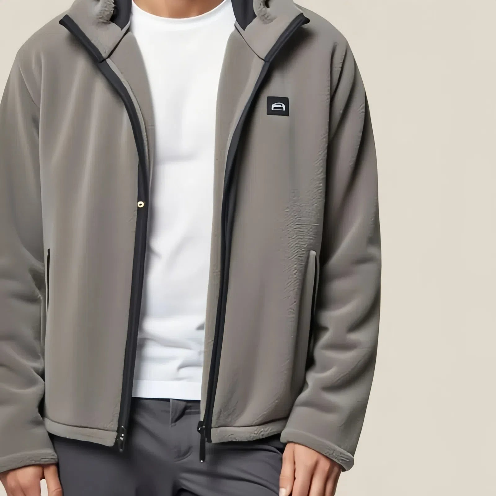 Mountain Echo Fleece Jacket: Rugged Comfort for Urban Exploration