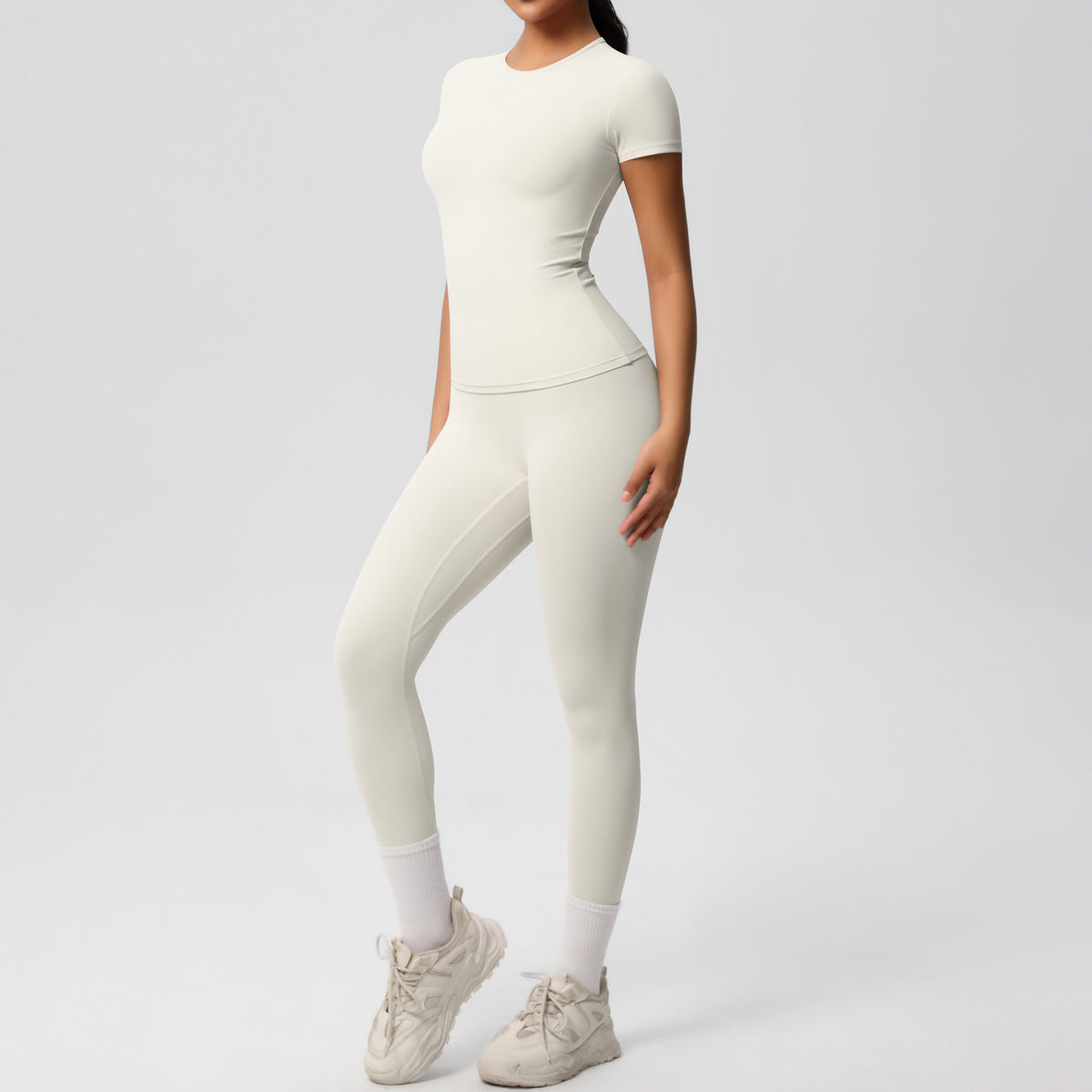 Yoga Clothes Set – Libertà e Stile in Movimento