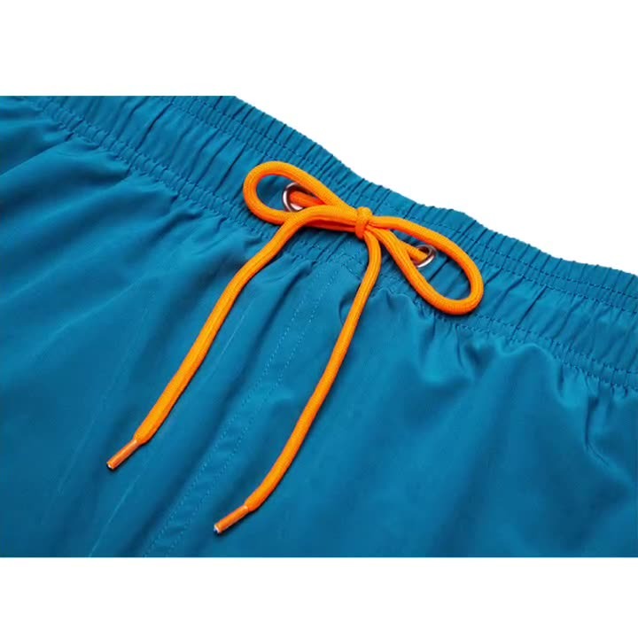 Libertà e Comfort: I Pantaloncini da Spiaggia 2 in 1