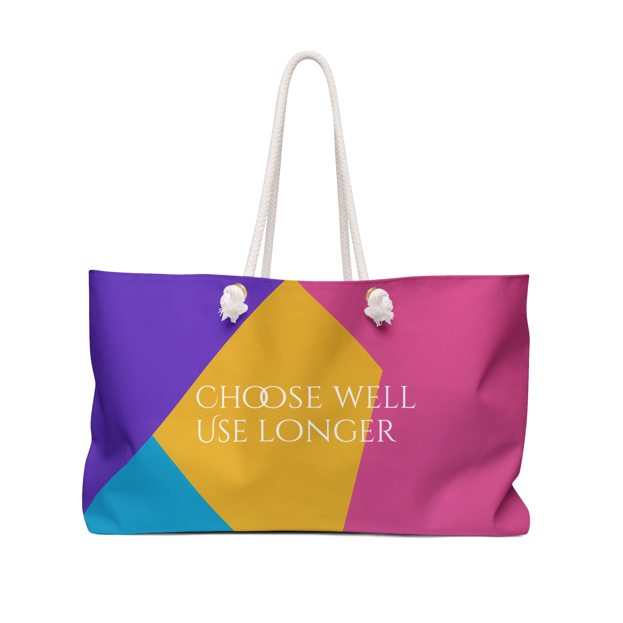 Nomadic Oasis: The Weekend Tote That Embraces Your Adventures