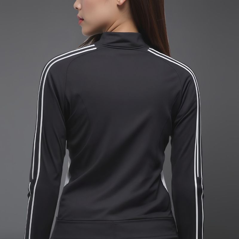 Performance e Stile Inconfondibile: Il Set Sportivo Gomovelive