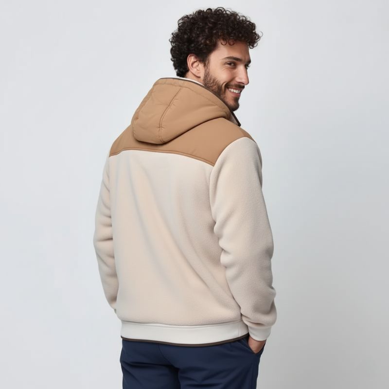 Two-Tone Fleece Hooded Jacket: Outdoor Comfort and Style