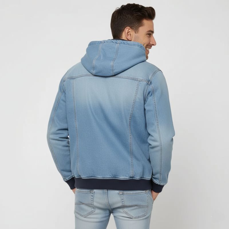 Stile Senza Tempo: La Giacca "Urban Denim Hood"