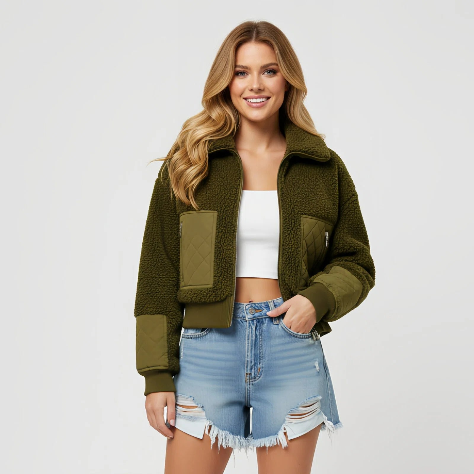 "Verde Strutturato" – Sherpa tecnico con anima sportiva