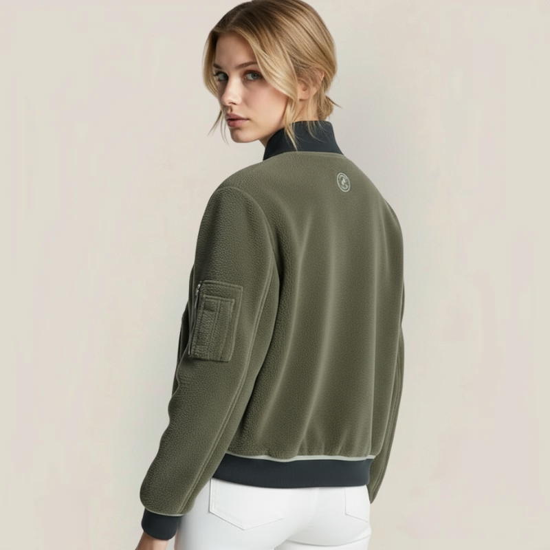 The "Urban Explorer" Bomber Jacket: Warmth and Style in Every Detail