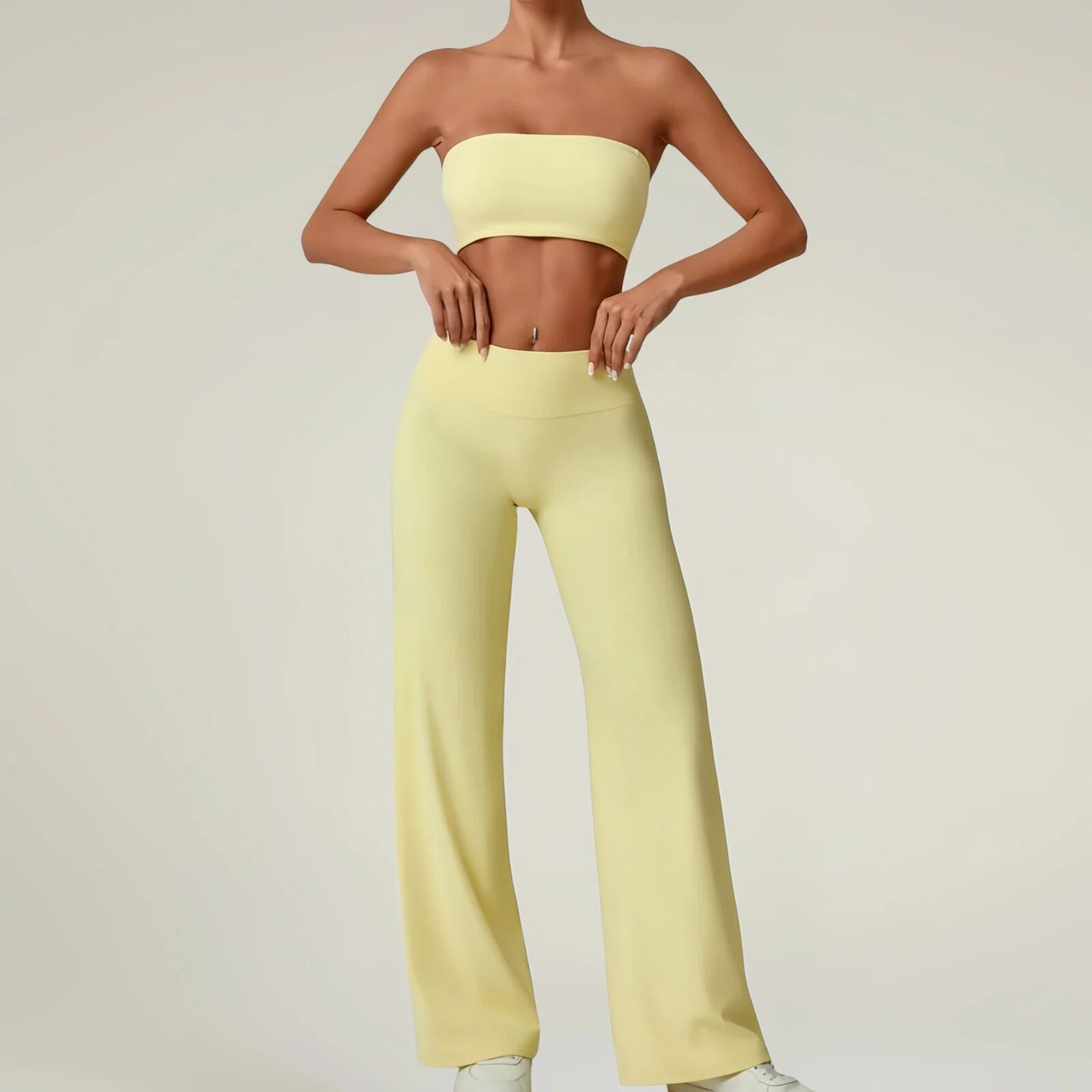 Active Flare Set – Eleganza Sportiva e Comfort Totale