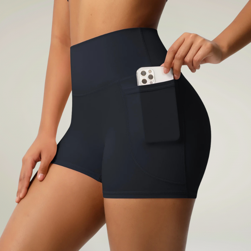 Fitness Shorts with Pockets – Performance and Everyday Style