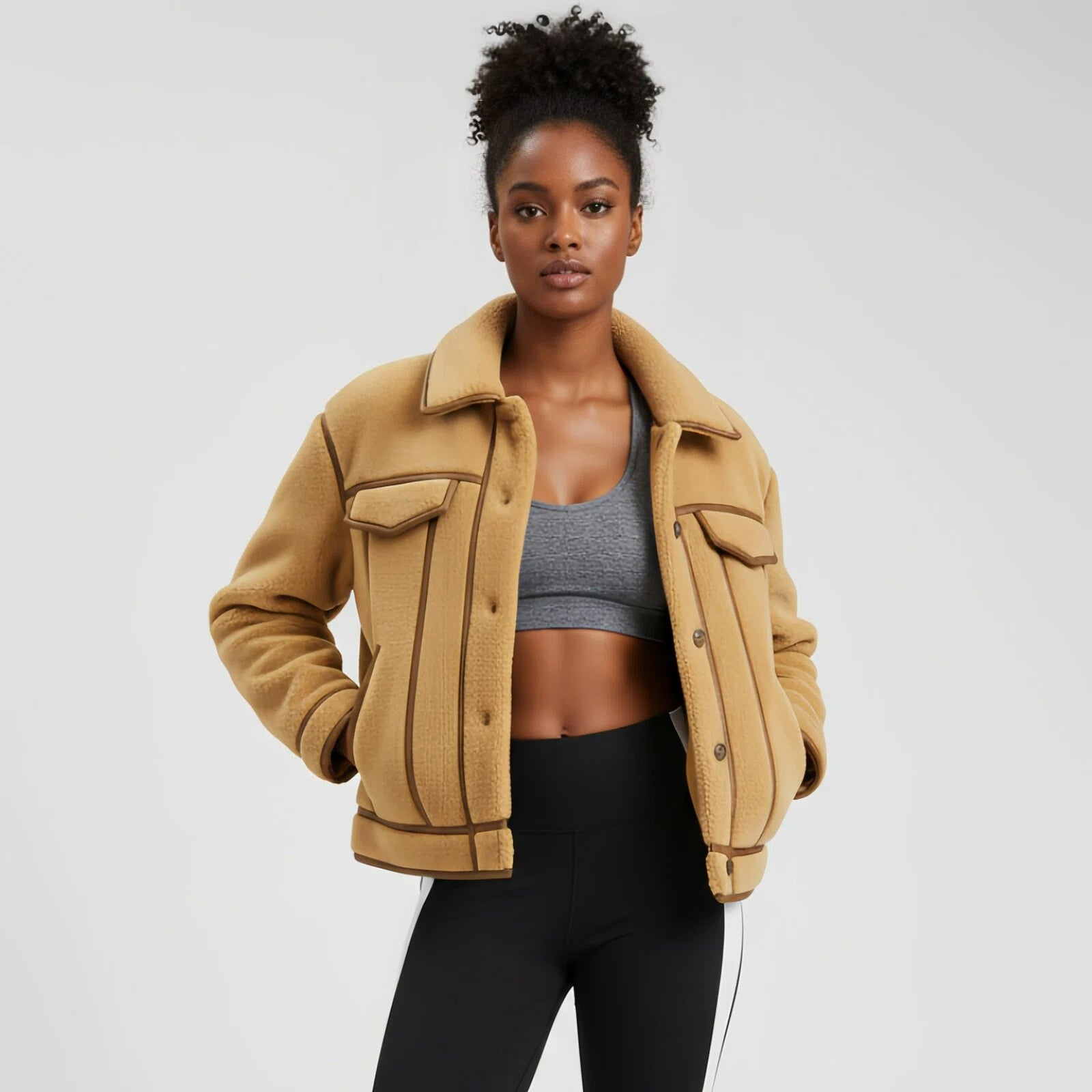 "Warm Edge" – Giacca Shearling Tecnica dal Taglio Sportivo