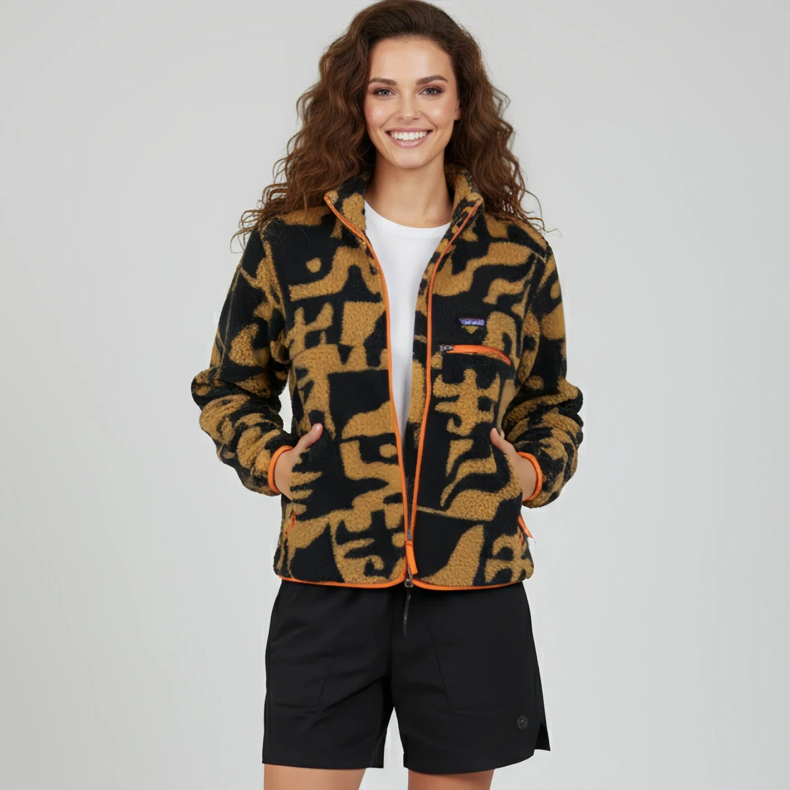 PATAGONIA “Tribal Signal” – Fleece Tecnico con Pattern Grafico