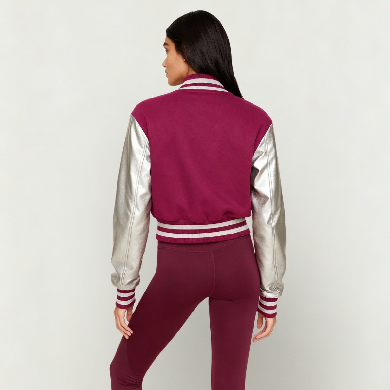 Grintosa e Brillante – Varsity Jacket Sportiva Iconica