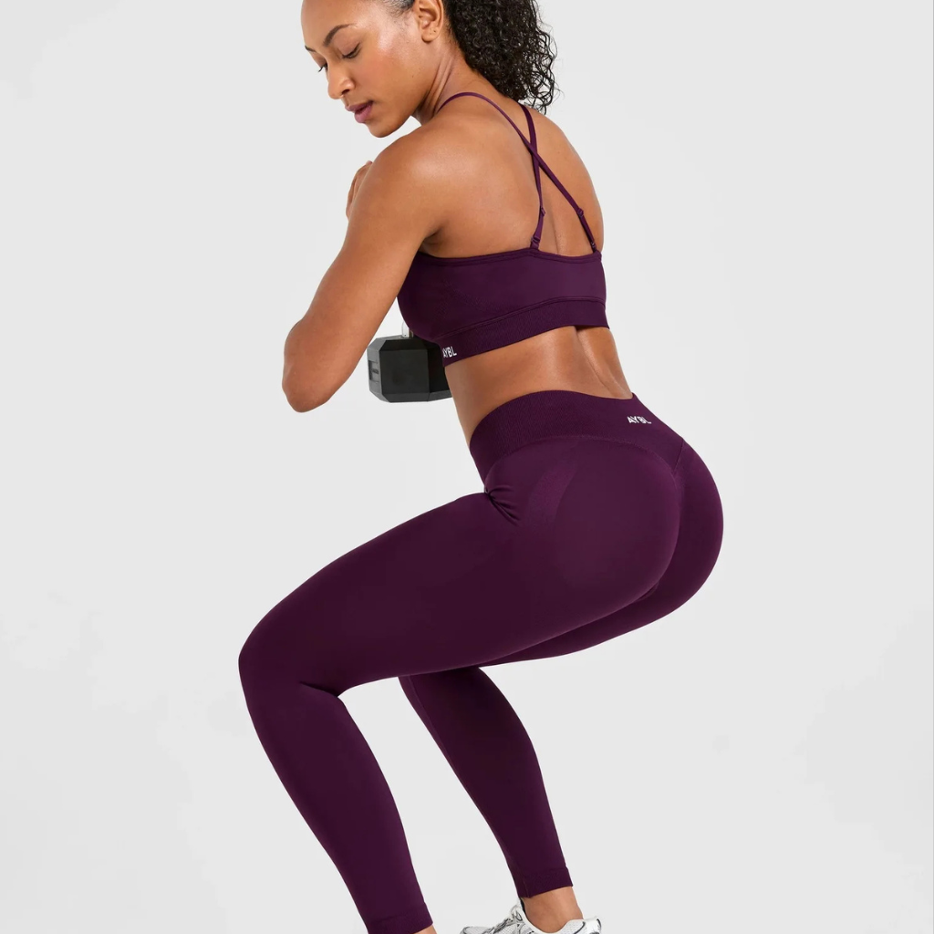 Set Yoga Seamless High Elastic – Il completo che ti fa sentire libera