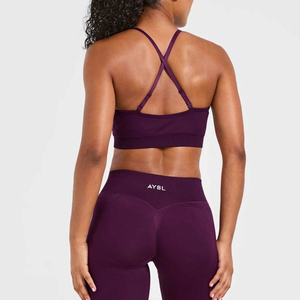 Set Yoga Seamless High Elastic – Il completo che ti fa sentire libera