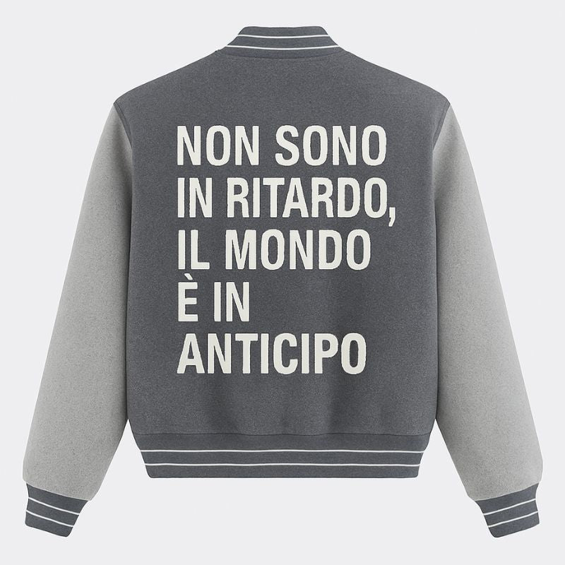 GOMOVELIVE Varsity Spirit – Stile urbano, anima sportiva