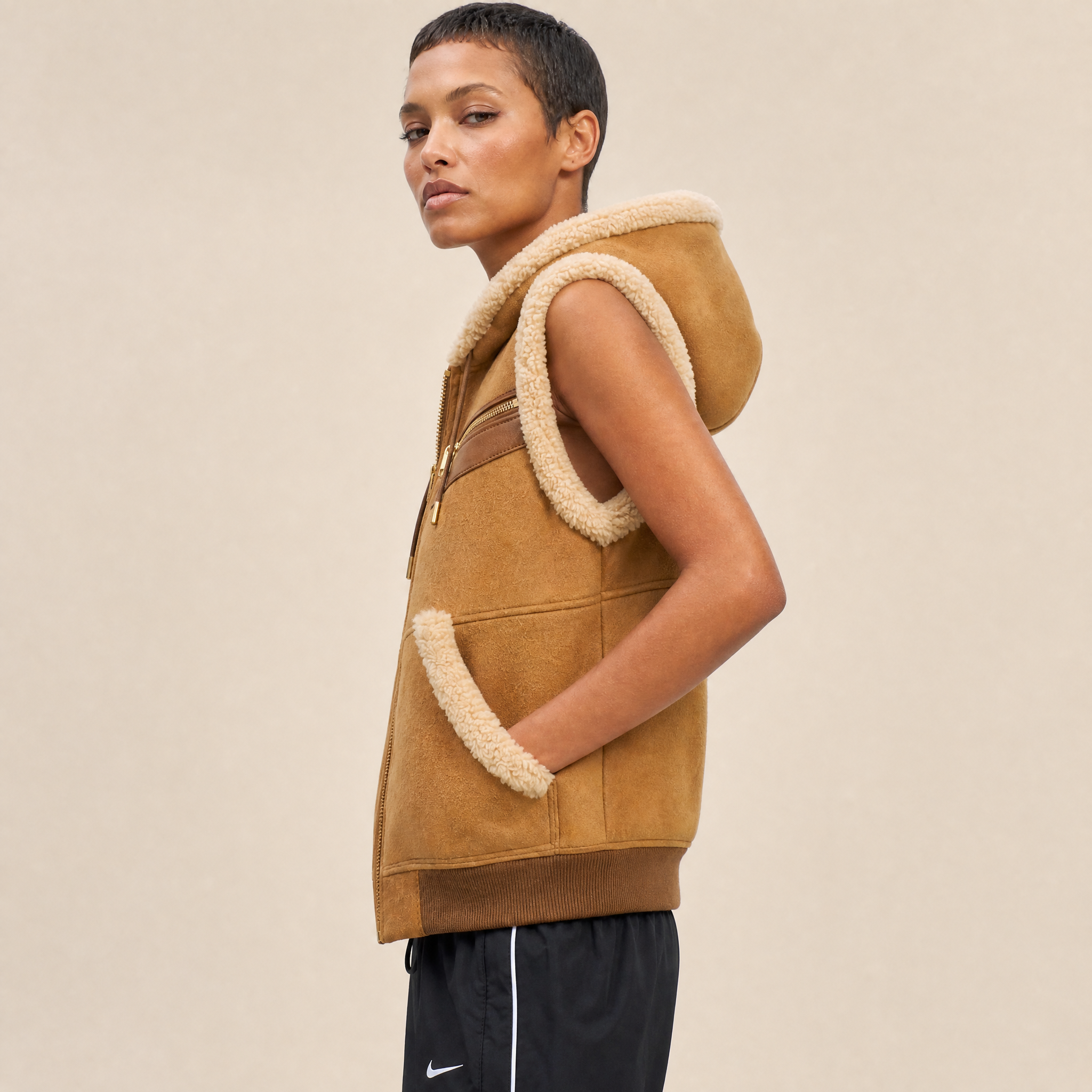 Gilet in Pelle Scamosciata e Shearling