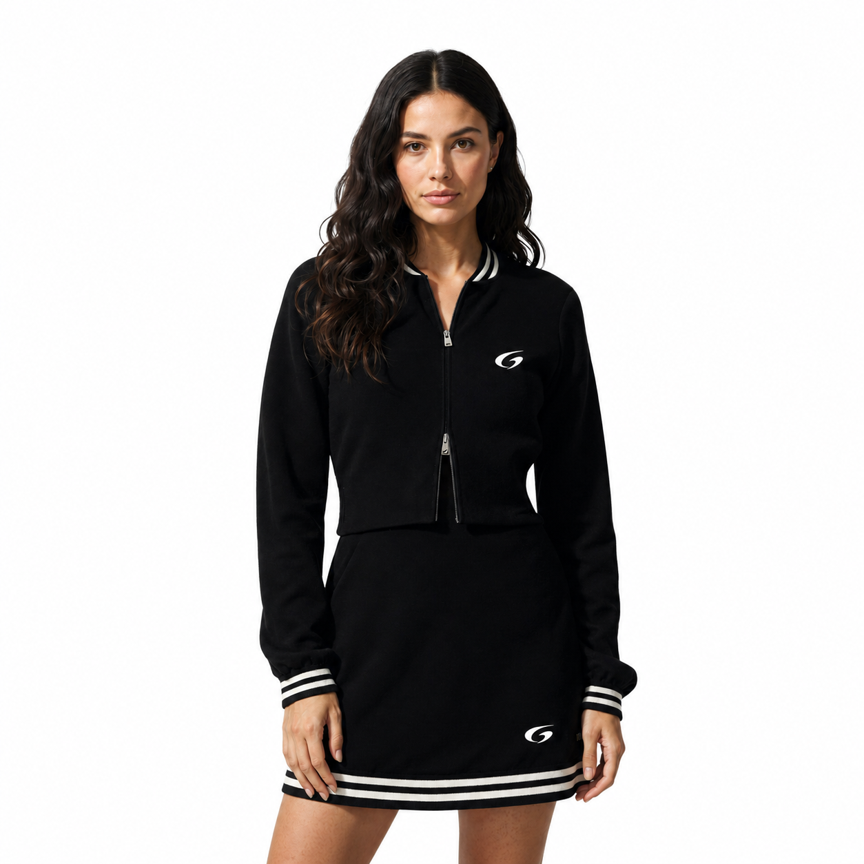 Sporty Chic Style – Technical set with zip and striped details
