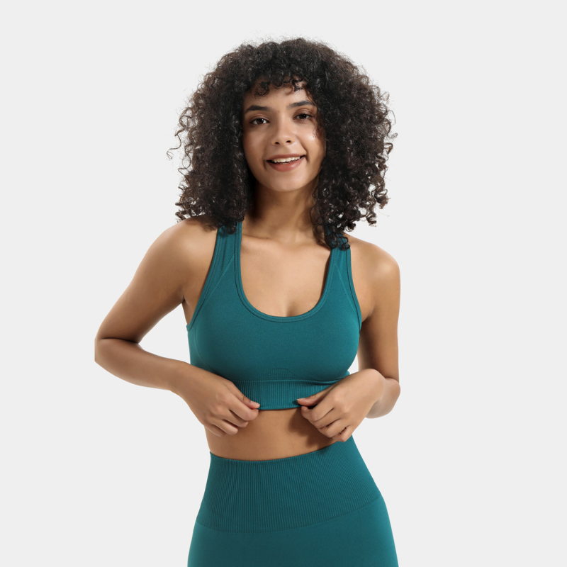 Seamless Yoga Set – Libertà Totale in Maglia Elasticizzata