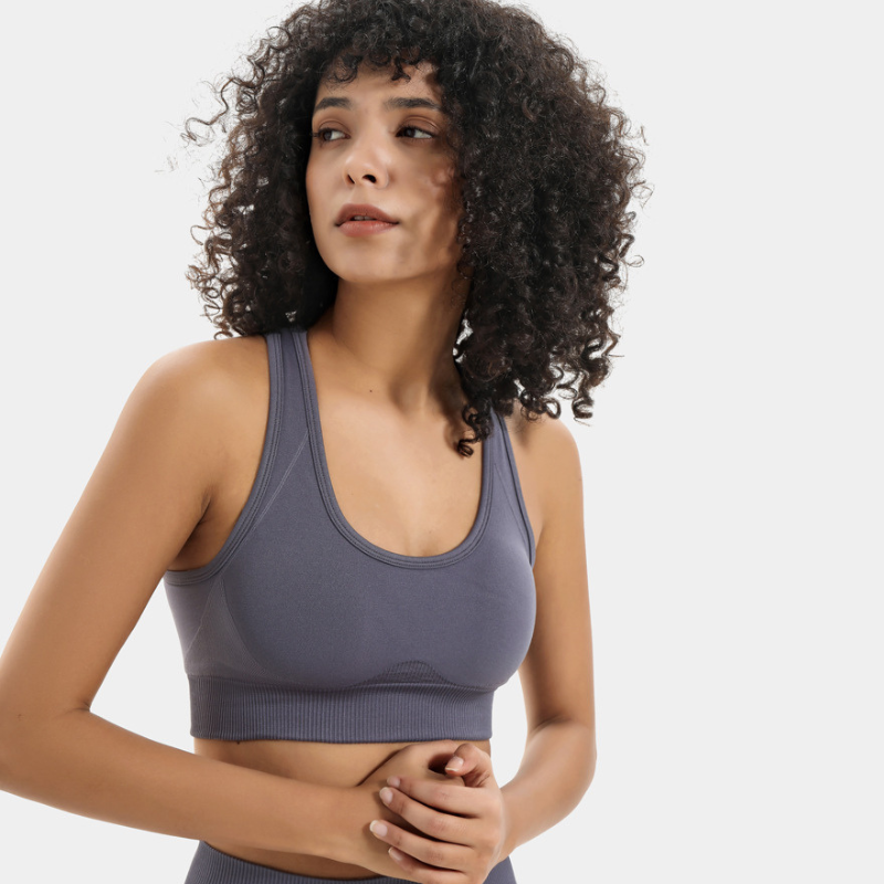 Seamless Yoga Set – Libertà Totale in Maglia Elasticizzata