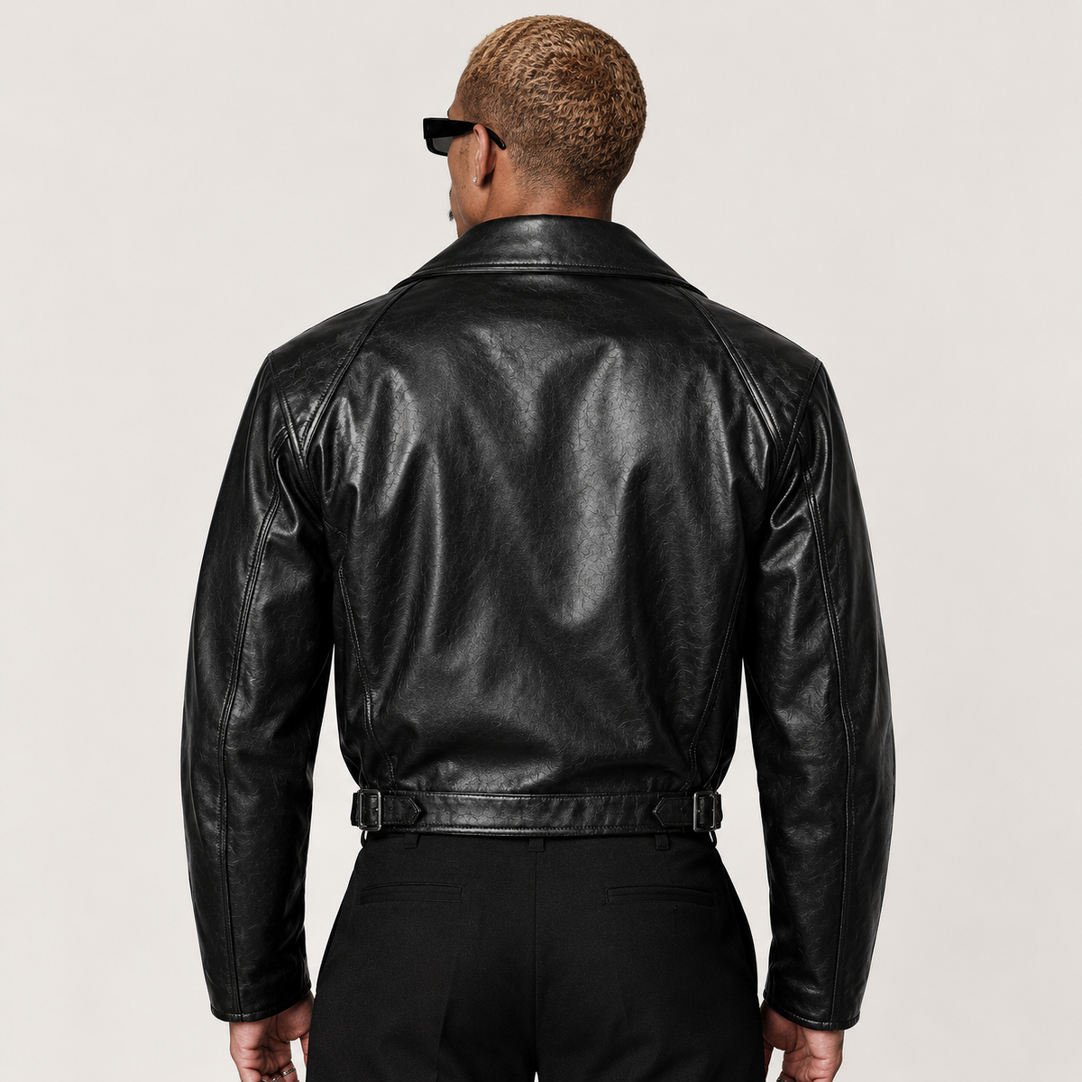 NOIR SOVEREIGN™