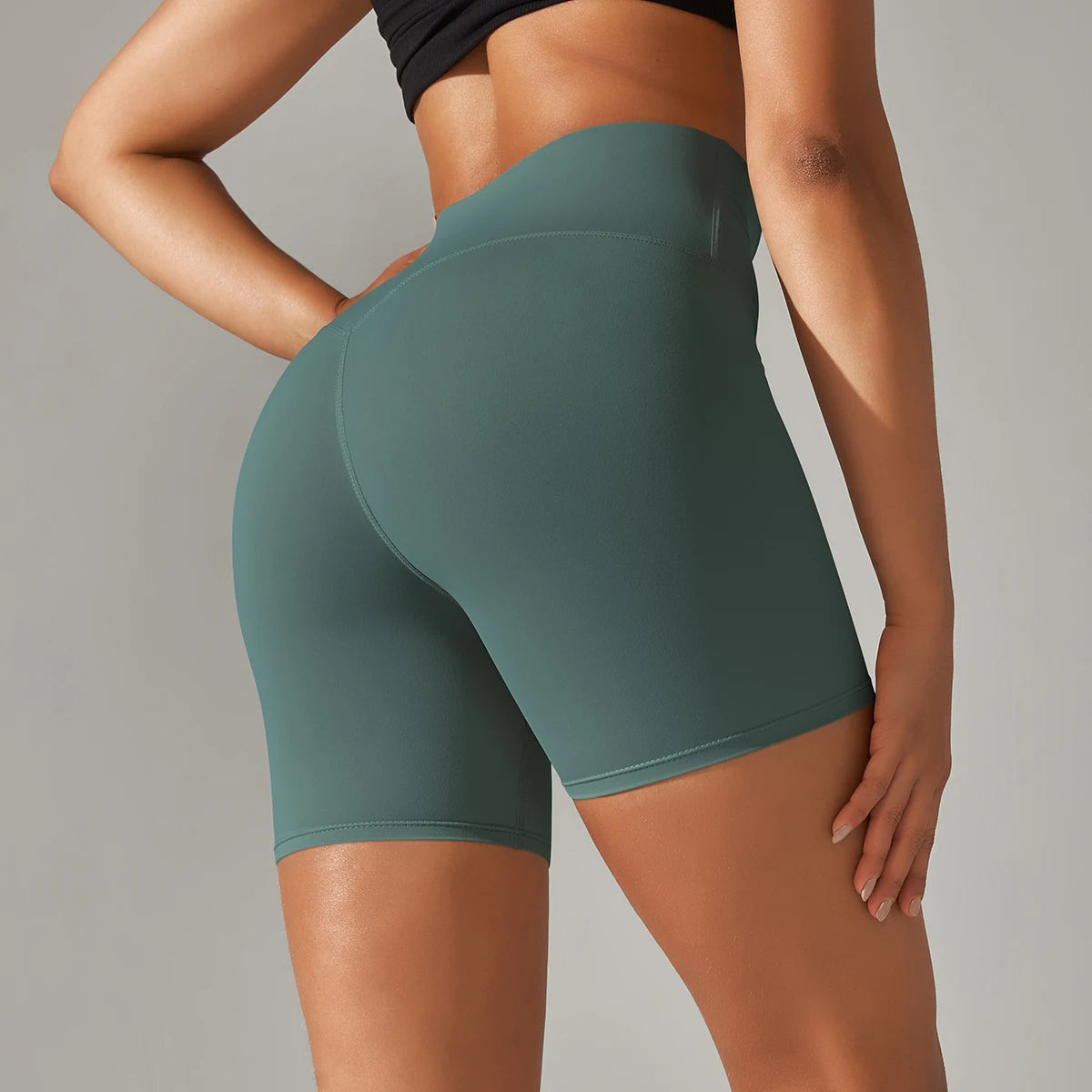 Seamless Yoga Shorts – Freedom and Style in Motion