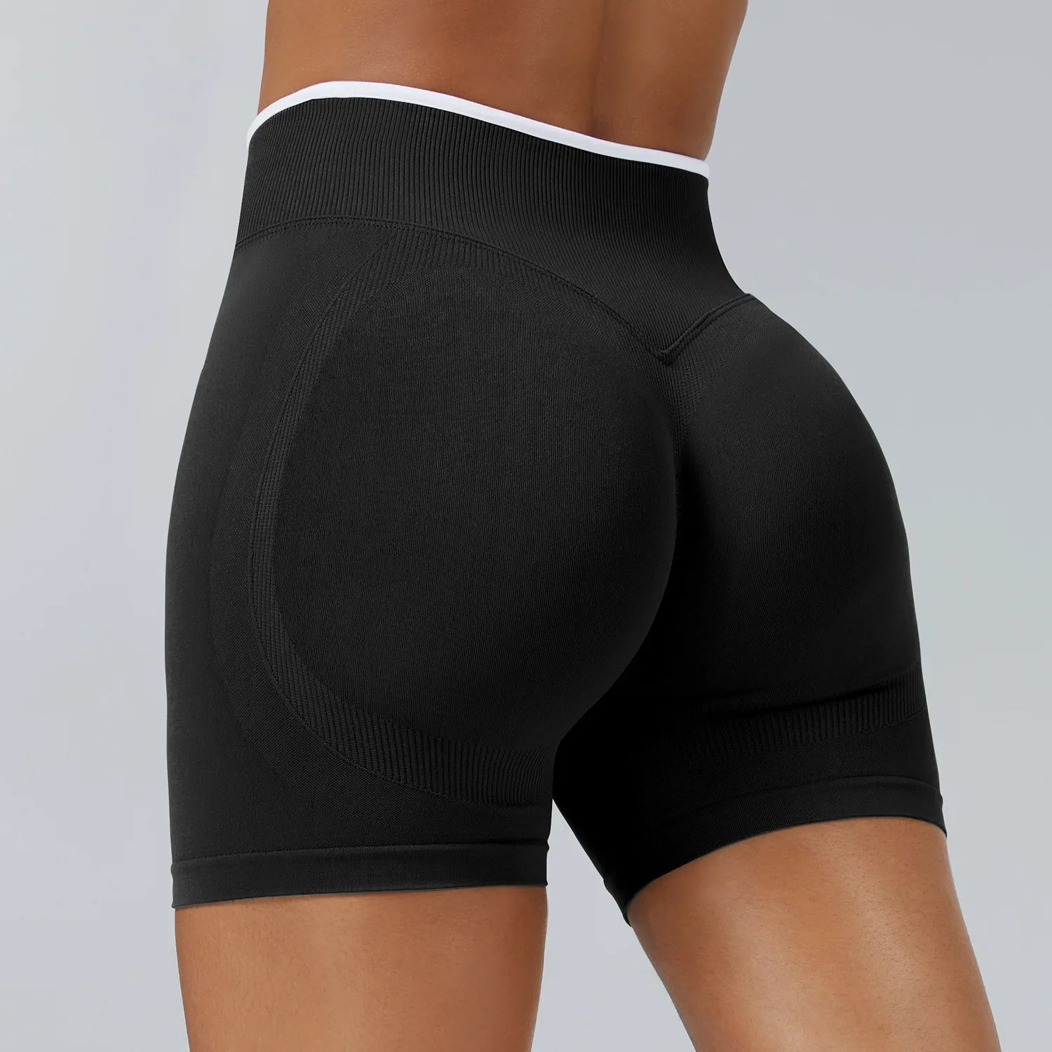 Seamless Active Shorts – Performance and Freedom of Movement