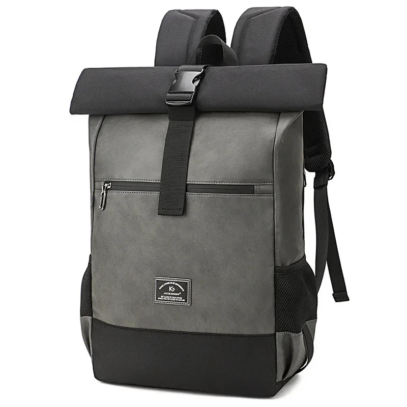 Zaino Roll Top M628 - Eleganza e Funzionalità in Movimento