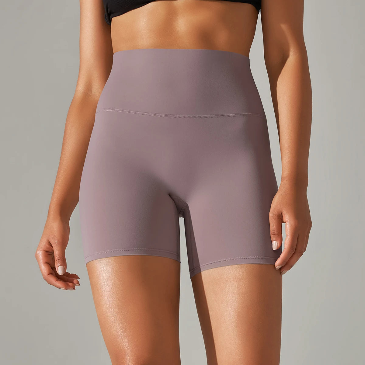 Seamless Yoga Shorts – Freedom and Style in Motion