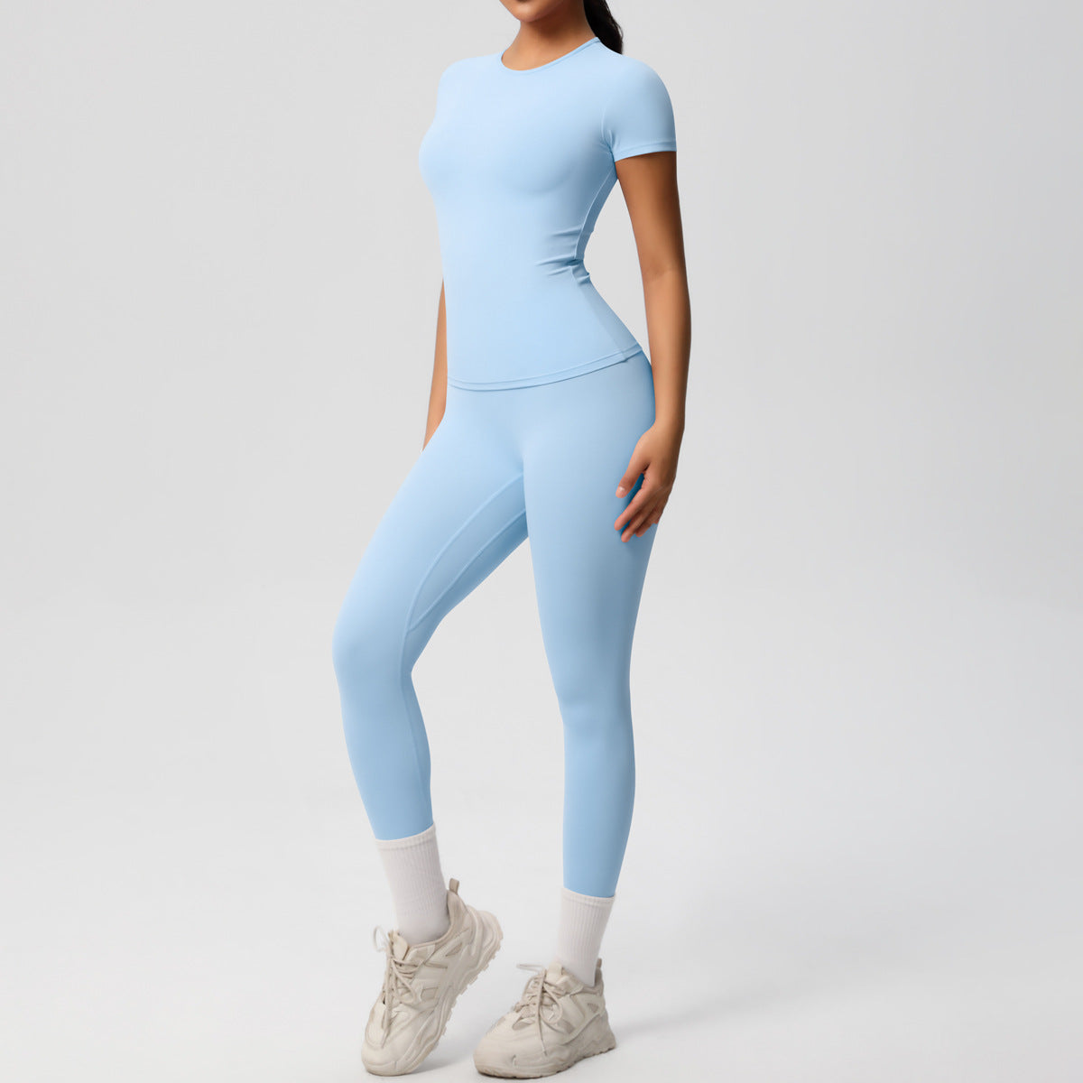 Yoga Clothes Set – Libertà e Stile in Movimento