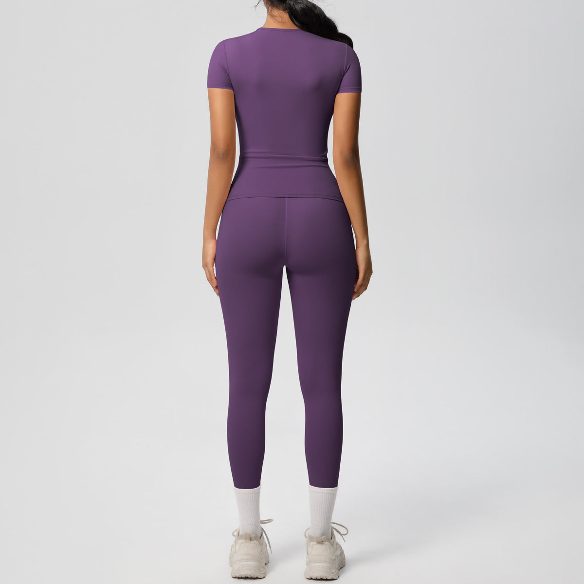 Yoga Clothes Set – Libertà e Stile in Movimento
