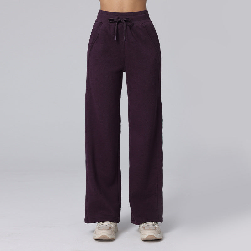 Velvet Wide-Leg: Il Lusso che Accarezza la Tua Pelle