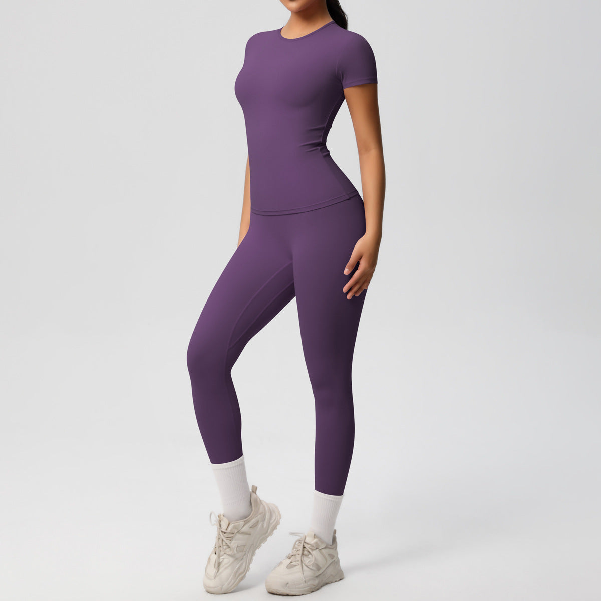 Yoga Clothes Set – Libertà e Stile in Movimento