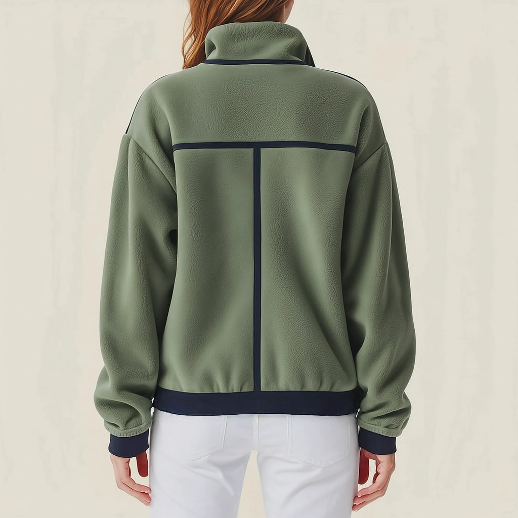Evergreen Zip Fleece – Green Technical Jacket with Oversized Pockets and Contrast Cuffs