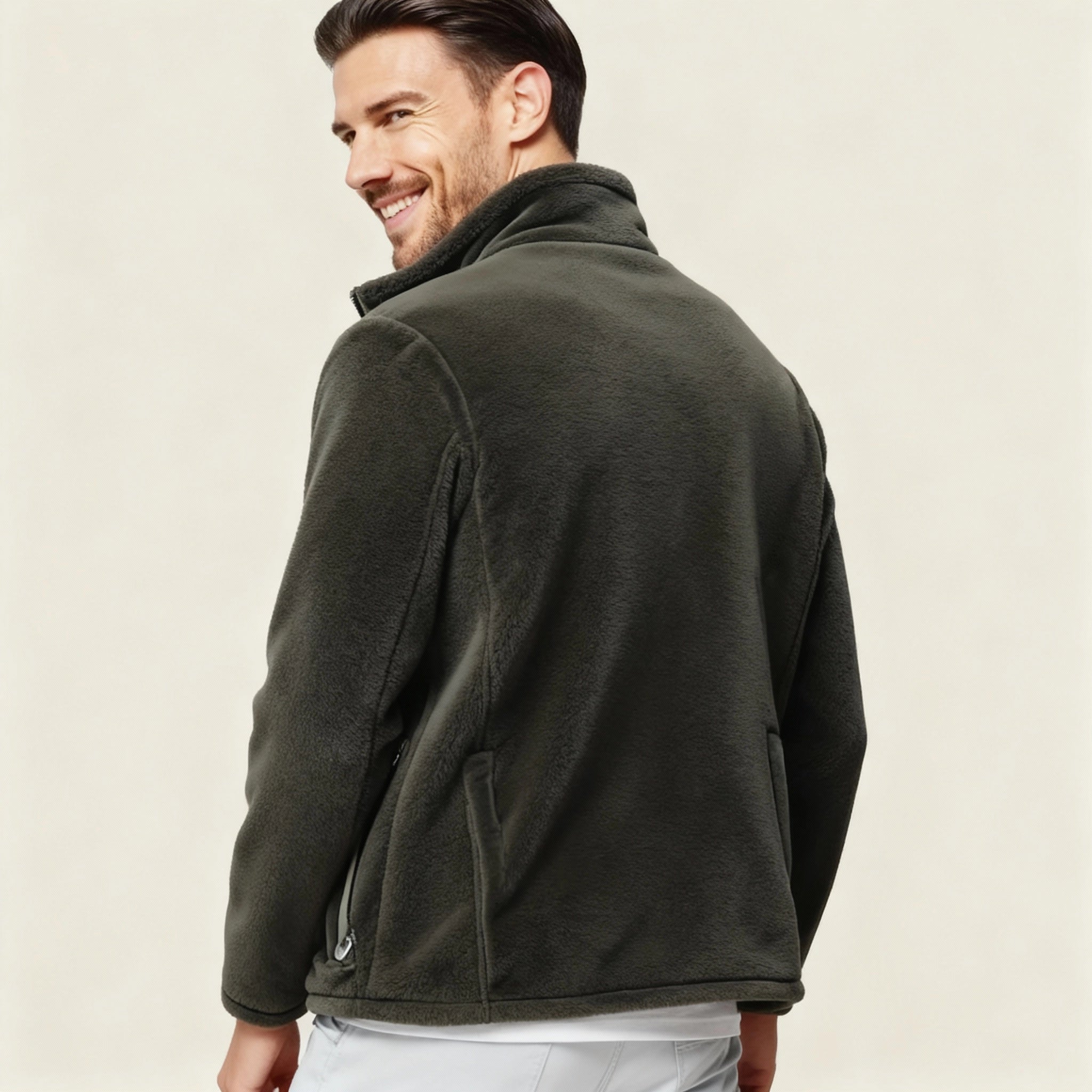 Evergreen Zip Fleece – Giacca Tecnica Verde con Zip Frontale e Tasche Laterali