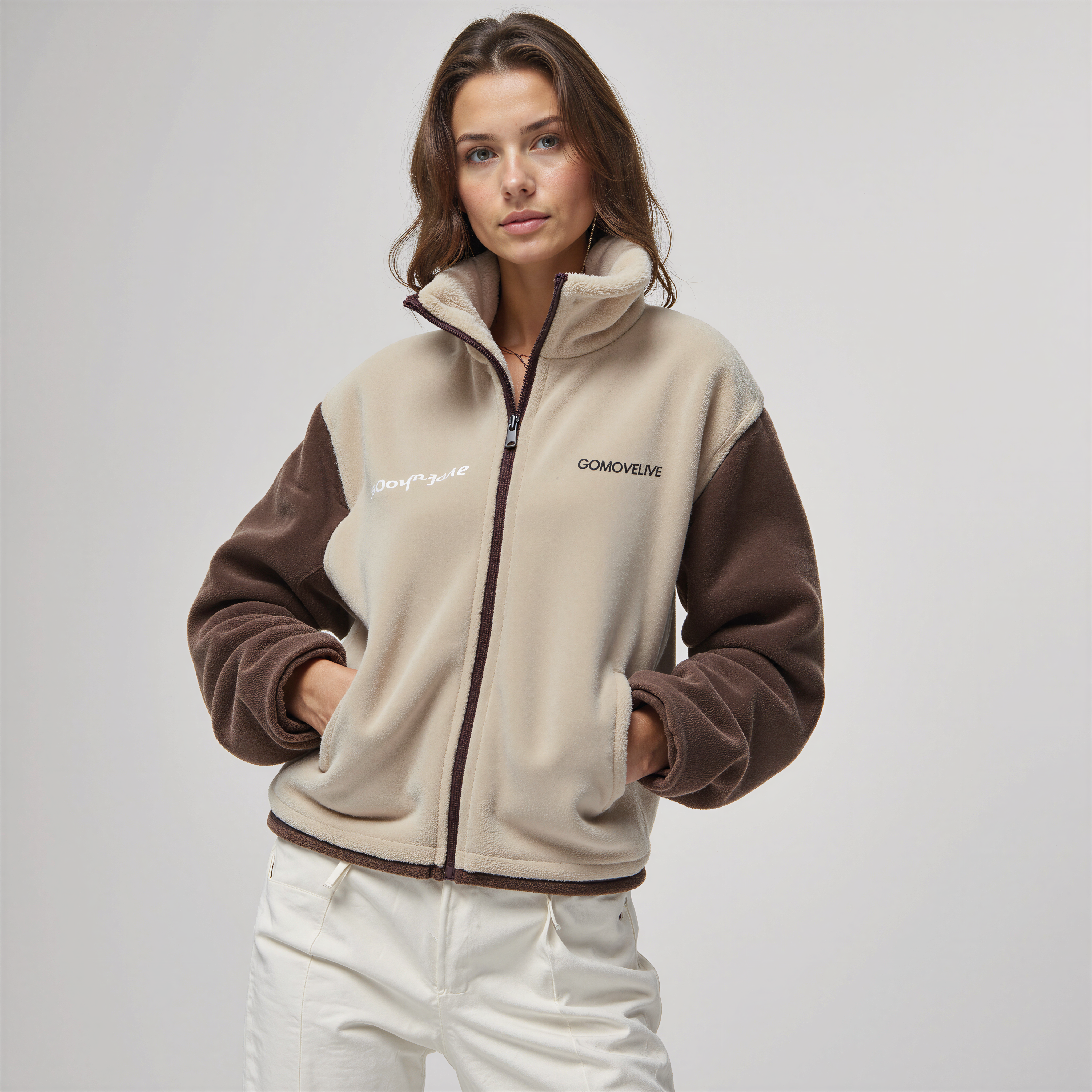 Multi-Pocket Fleece Bomber Jacket: Utilitarian Style and Winter Comfort