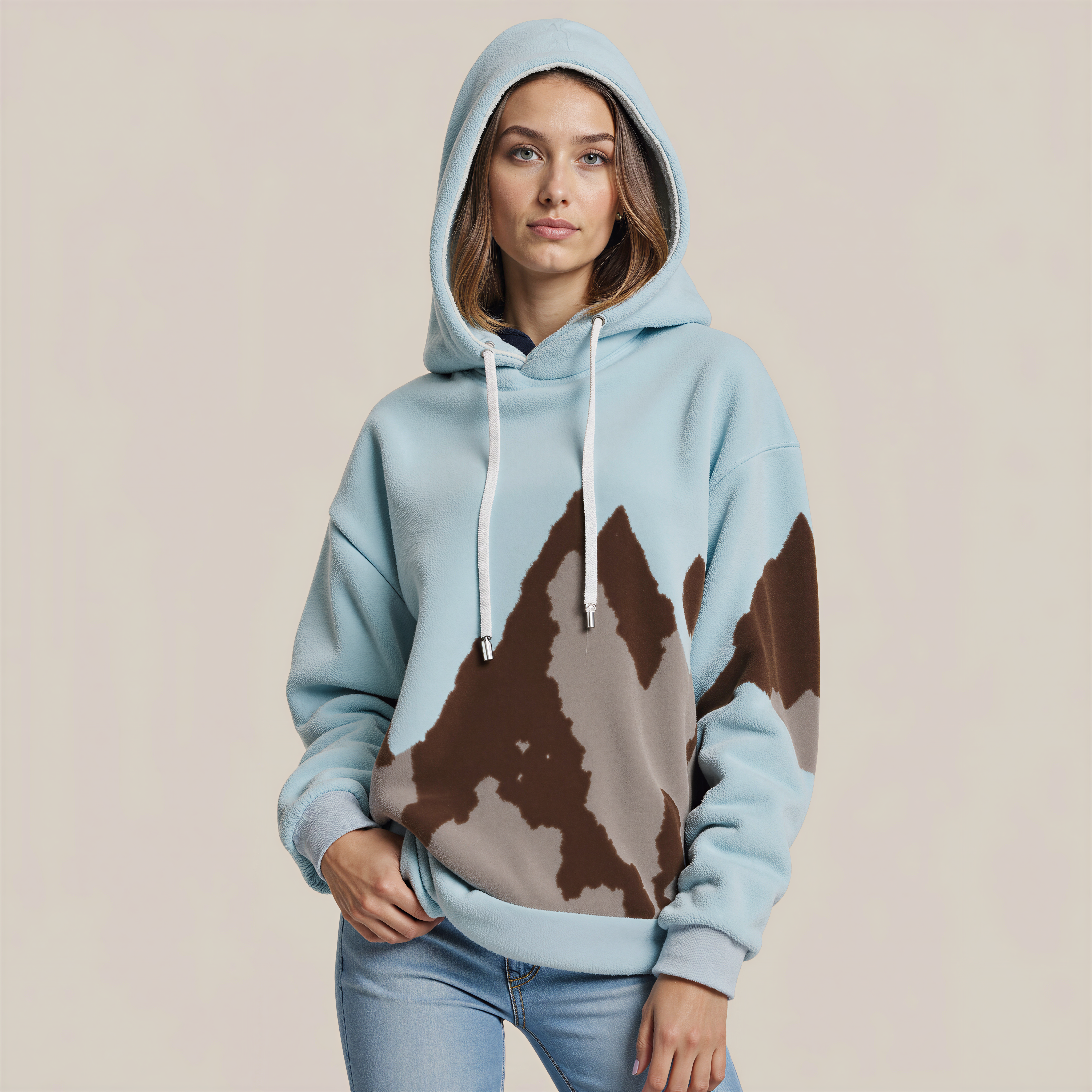 Mountain Whisper Hoodie: Panoramic Comfort and Winter Style