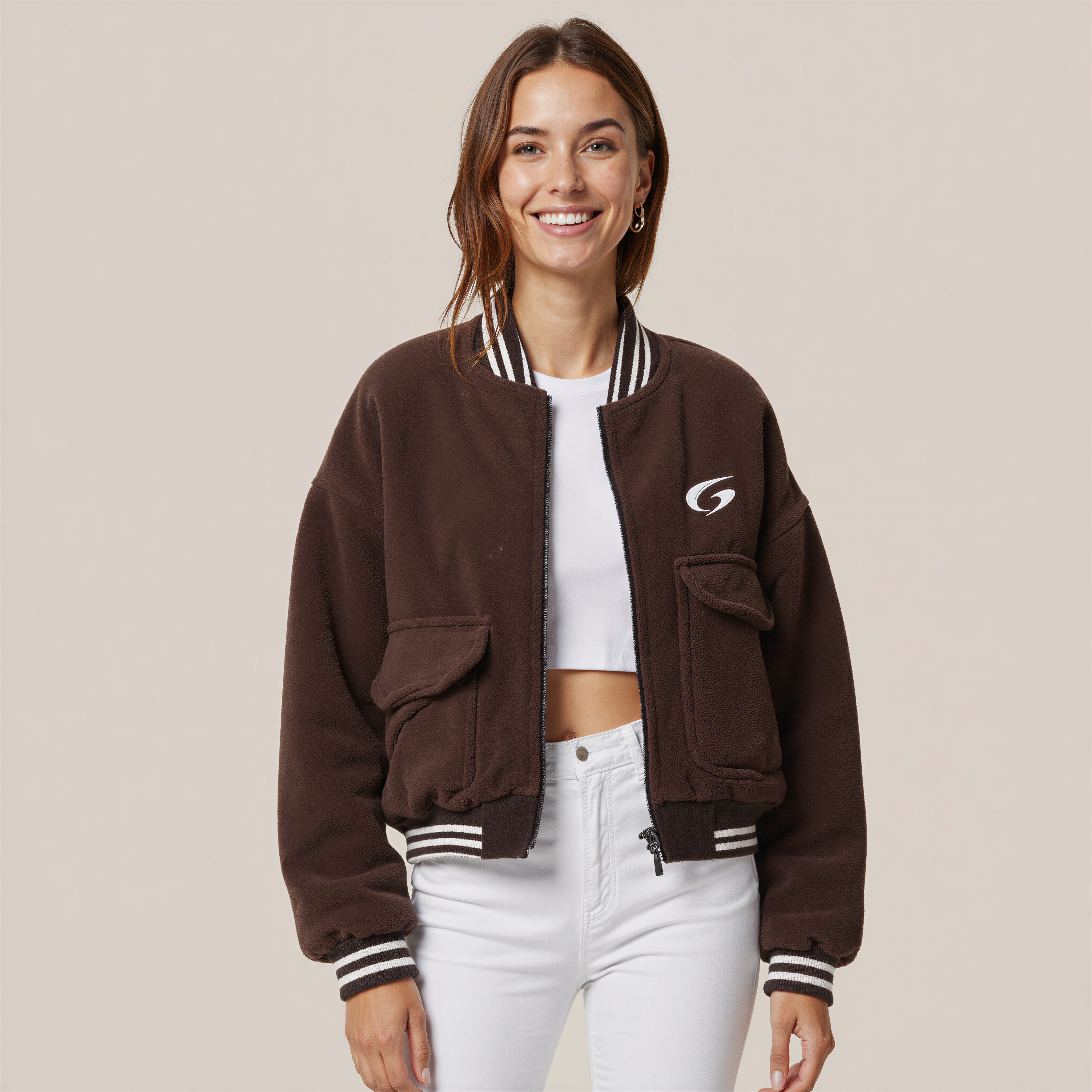 Stile Varsity Rivisitato: La Giacca Bomber "College Comfort"